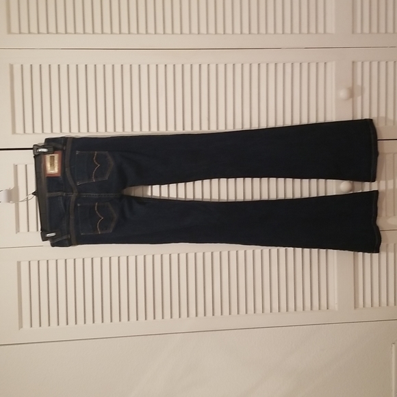 Studio F Jeans - Picture 2 of 12